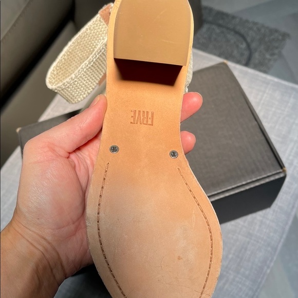 Lovely Frye heels! - Picture 6 of 6